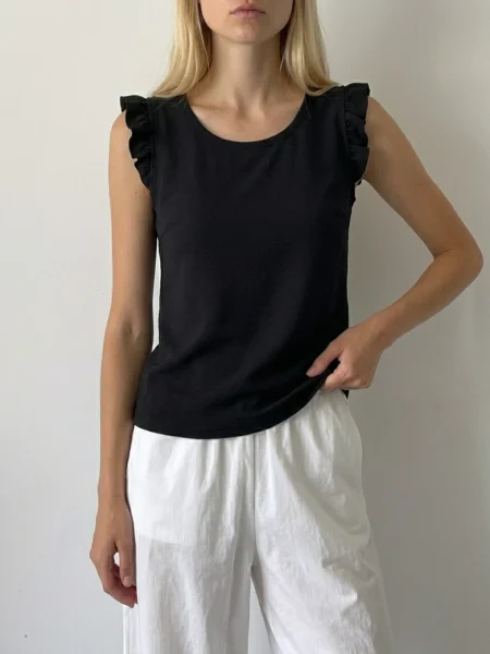 MUSCULOSA CREPE CON VOLADOS